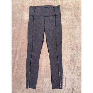Lululemon Women's Speed Crop Mesh Leggings in Giant Herringbone Black‎ Sz 6
